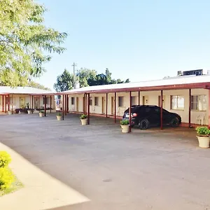 Longreach Motel Motel