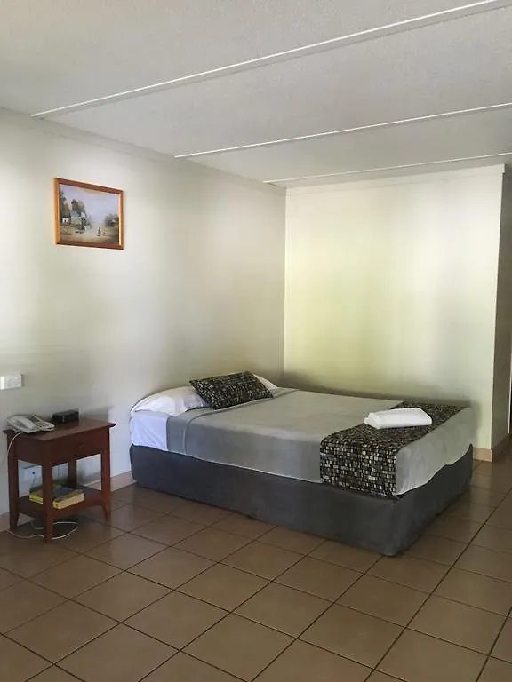 Black Nugget Hotel Motel Moranbah 3*,